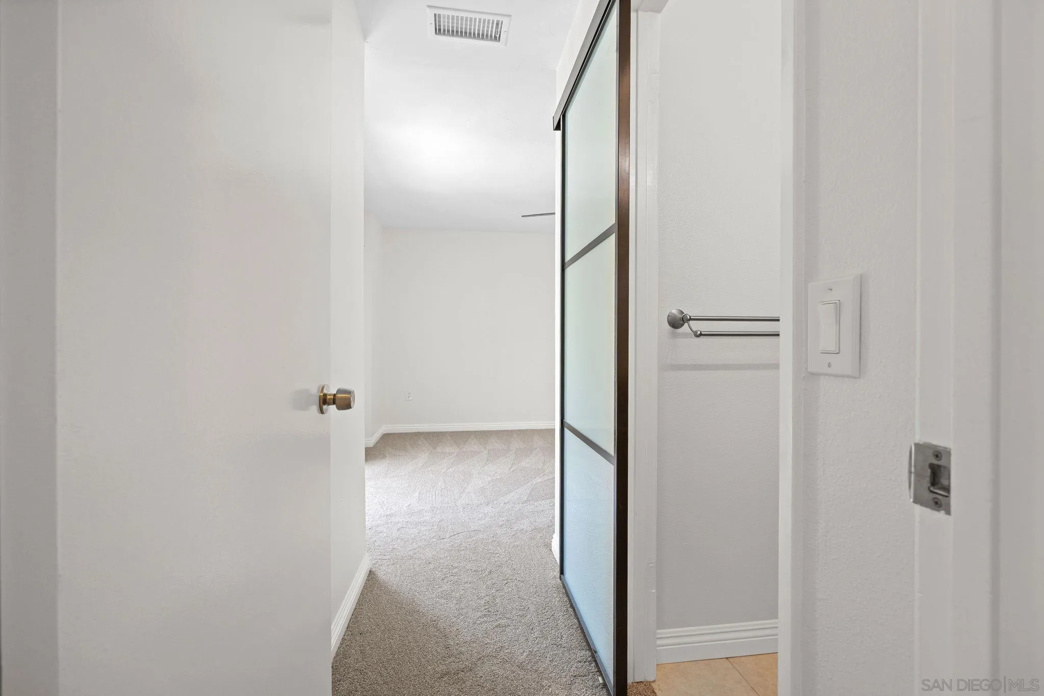 1103 Woodlake Dr