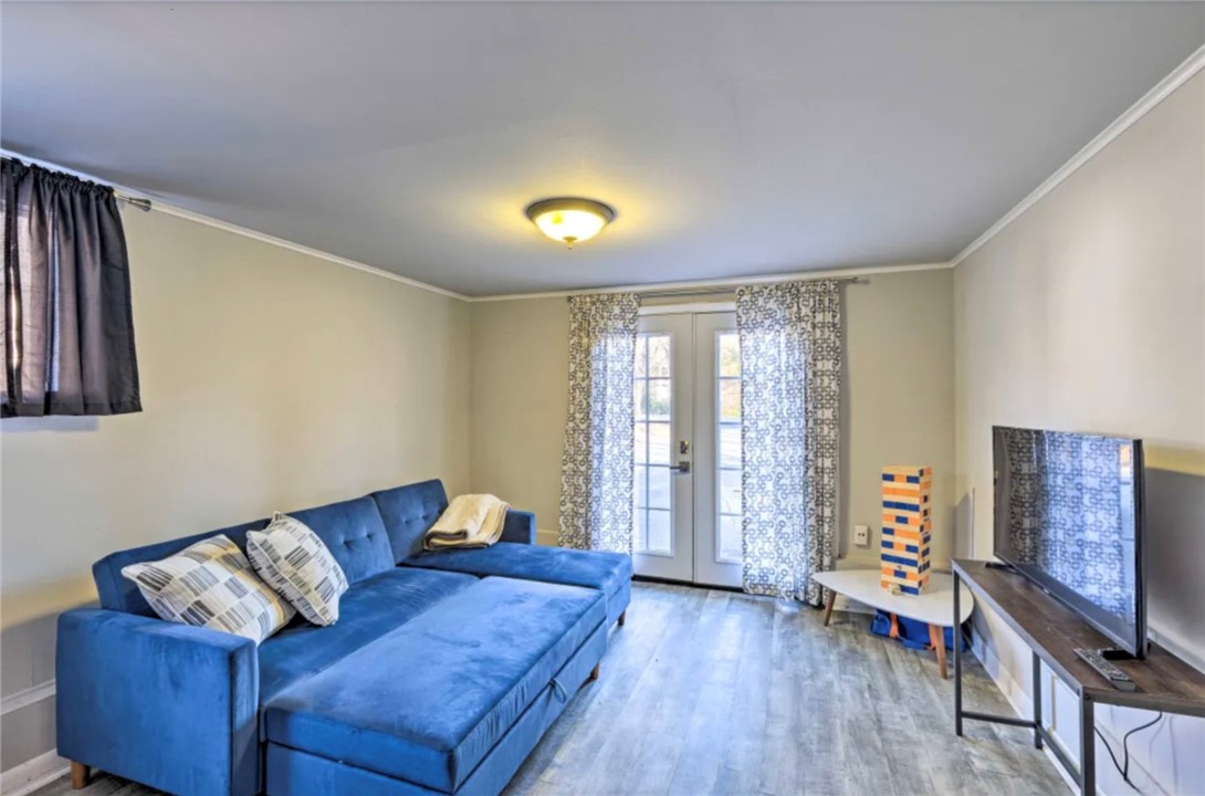 1617 N Maxwell Drive