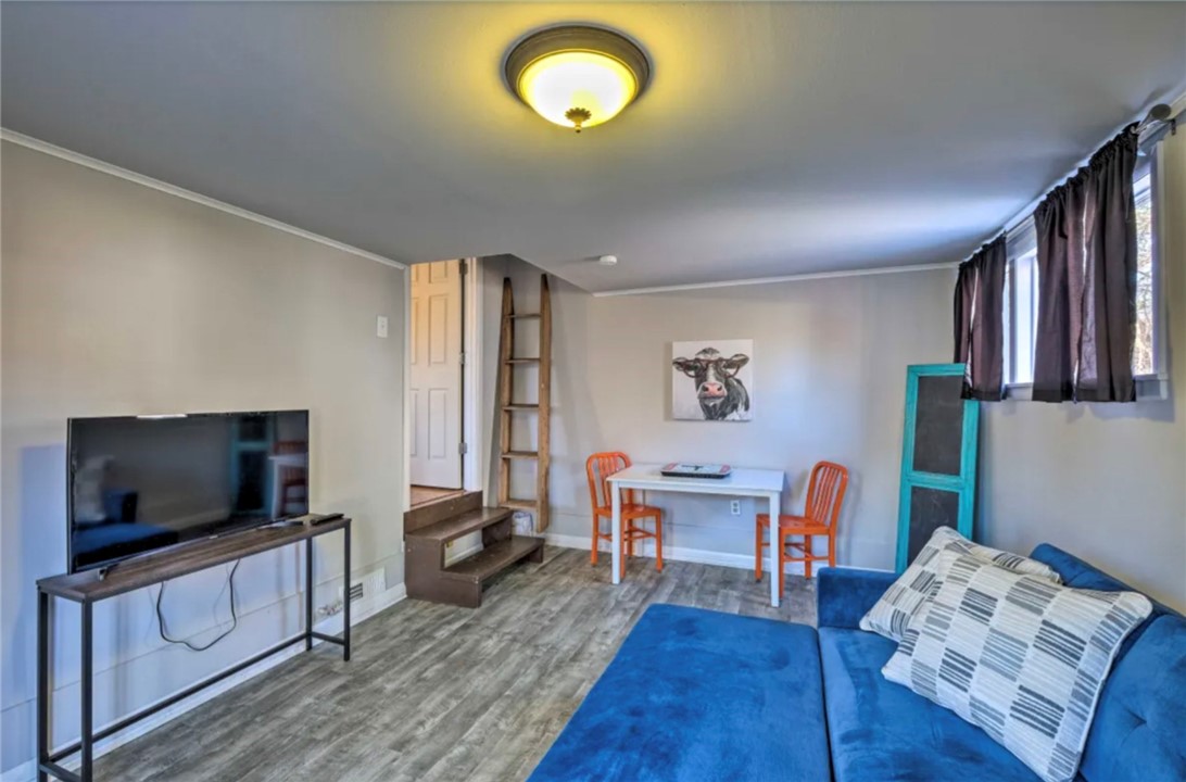 1617 N Maxwell Drive