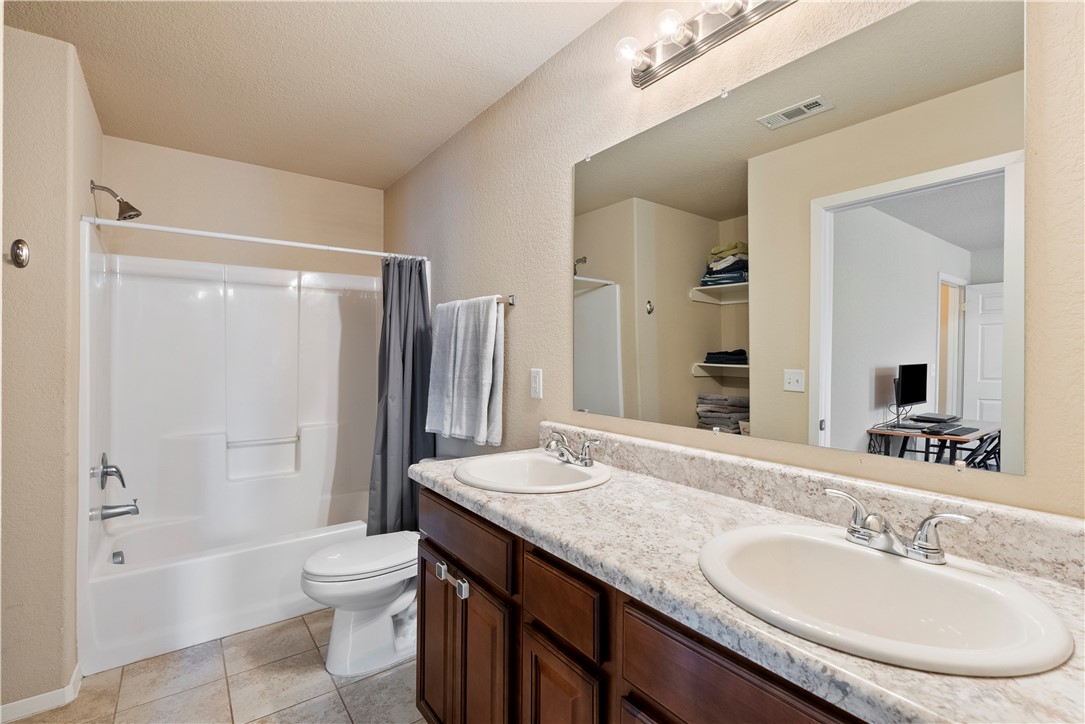 6109 Warrington Road