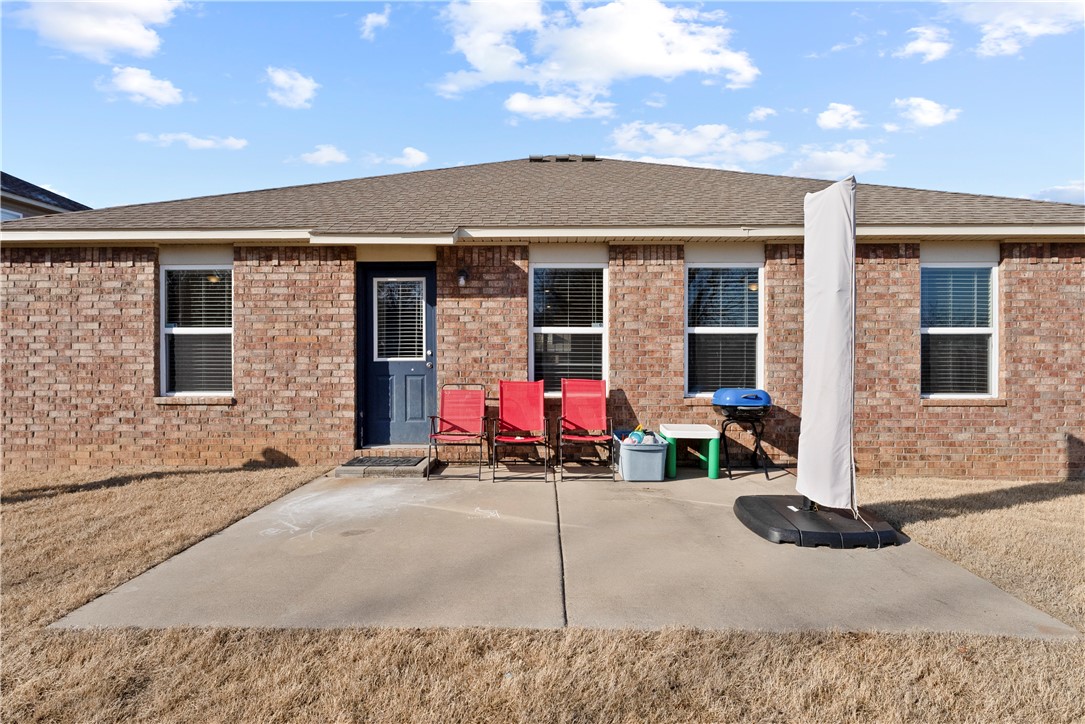 6109 Warrington Road