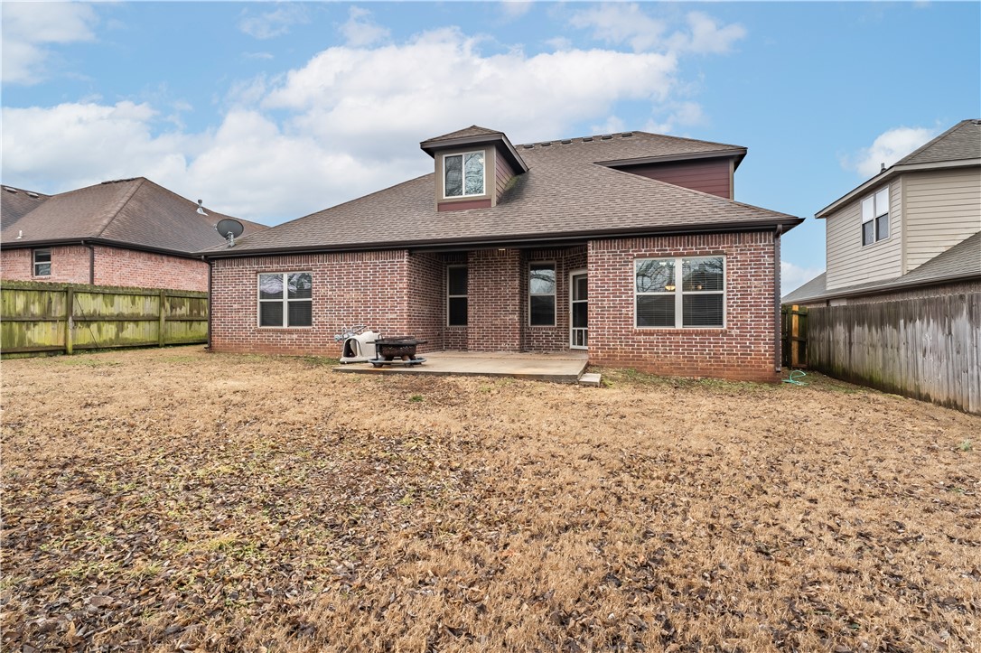 905 SW Caprington Street