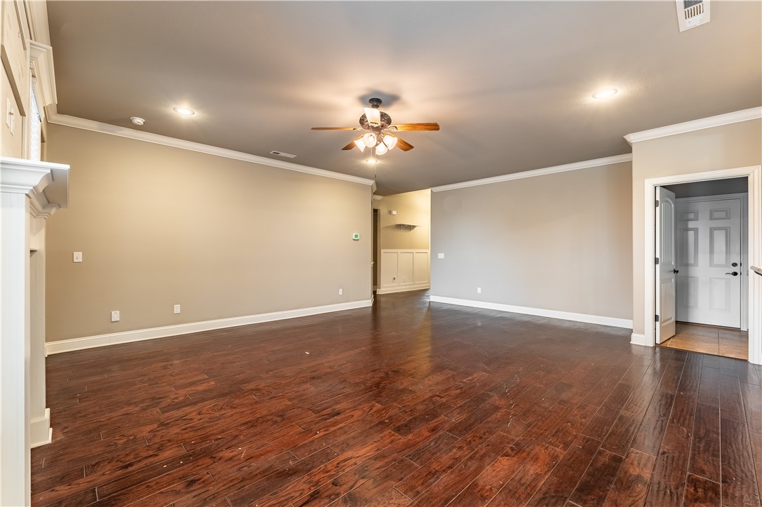 905 SW Caprington Street