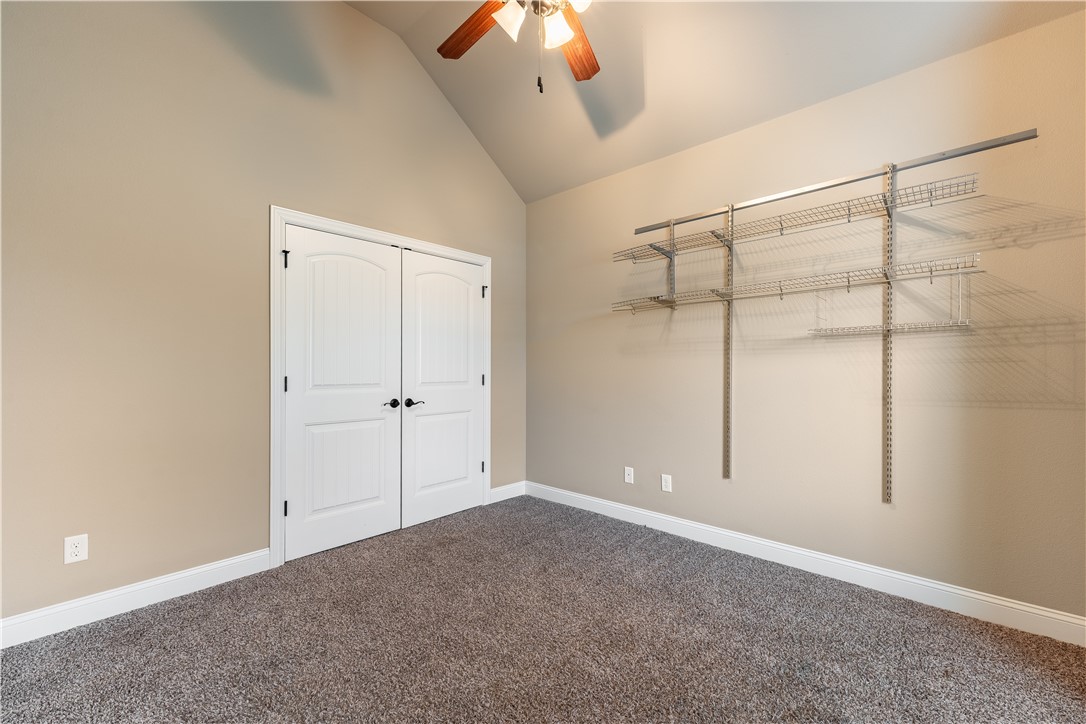 905 SW Caprington Street