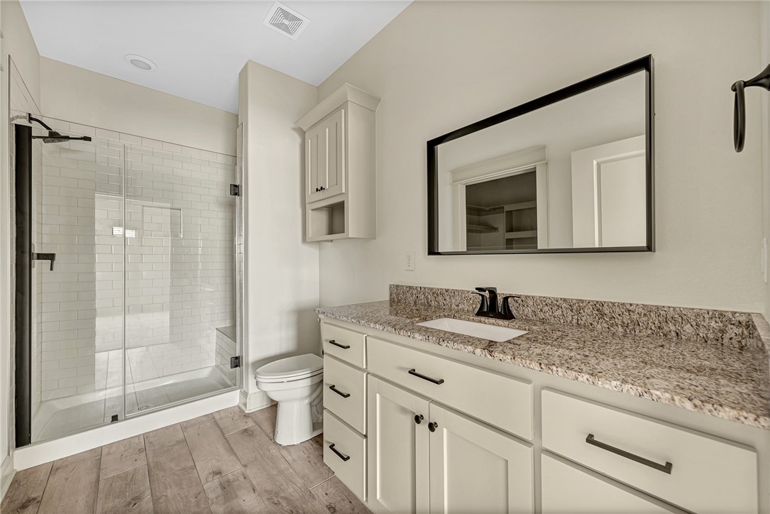 2819 W Persimmon Street