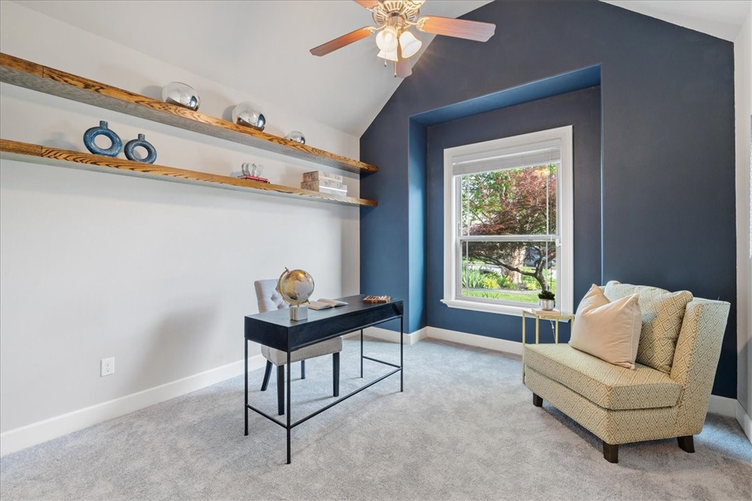 4413 W Meadow Oaks Drive