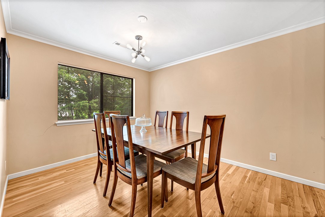 1062 Valley View Drive