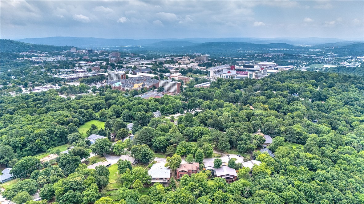 1062 Valley View Drive