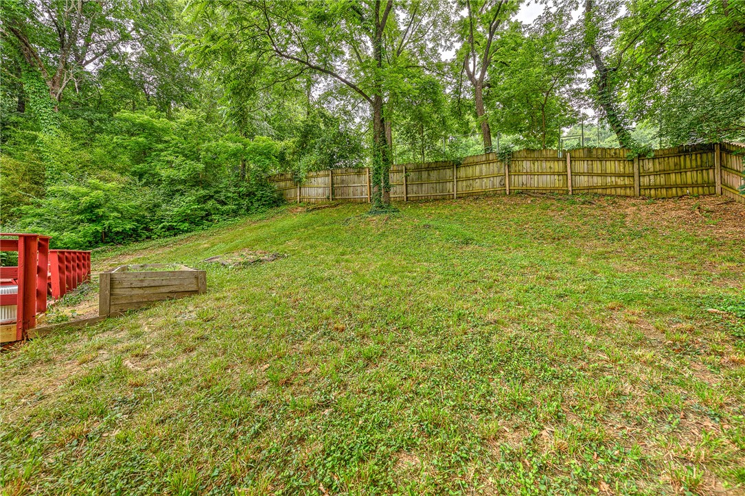 1062 Valley View Drive