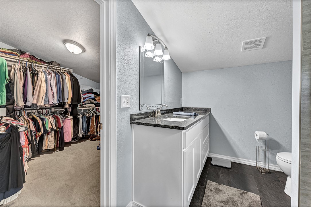 1062 Valley View Drive