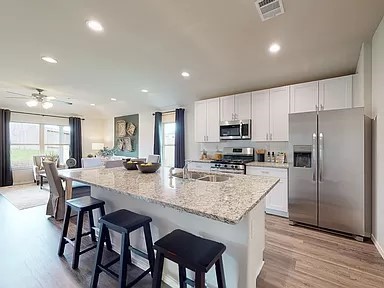 2525 E Fox Meadow Street