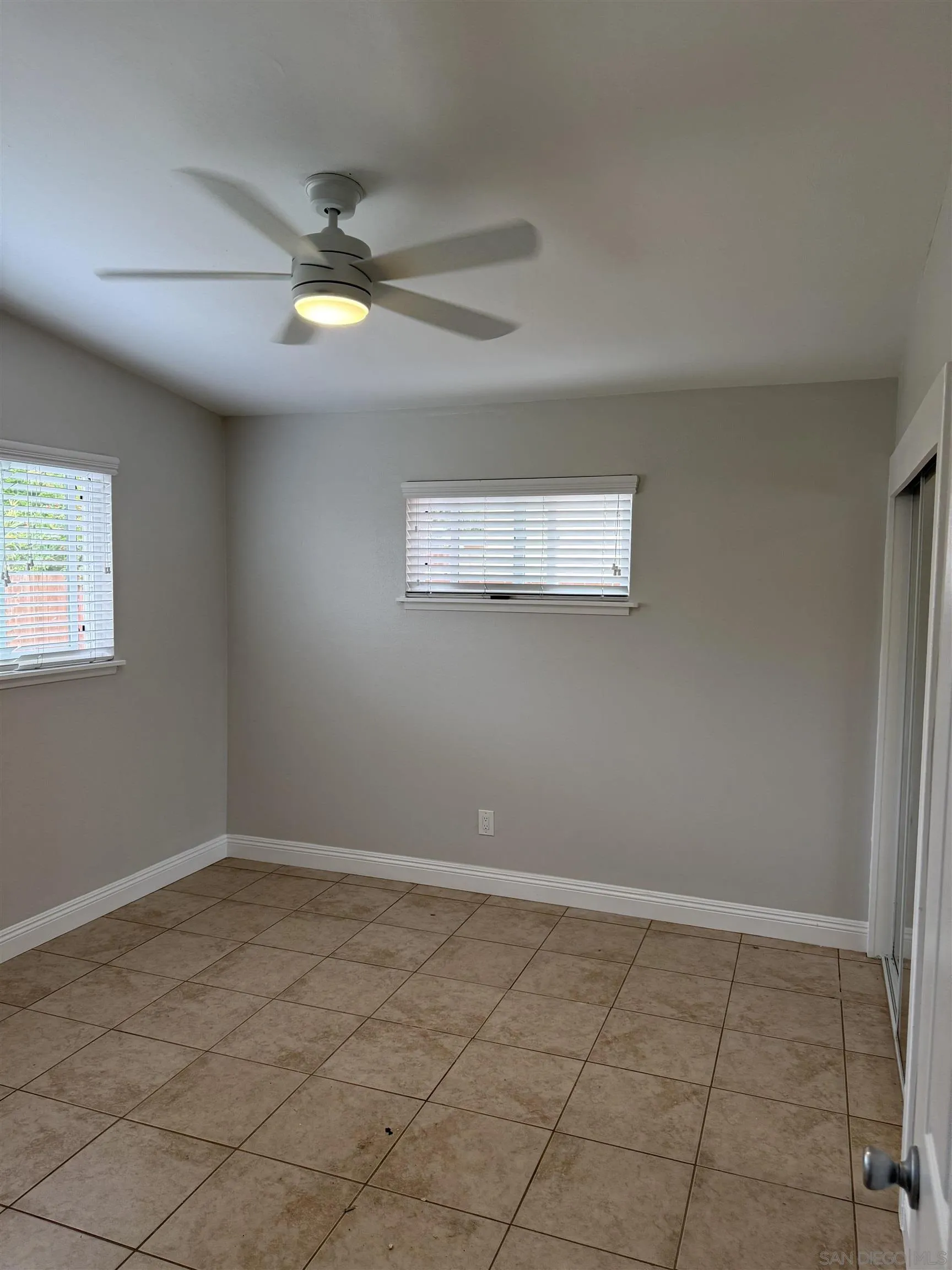 318 Donax