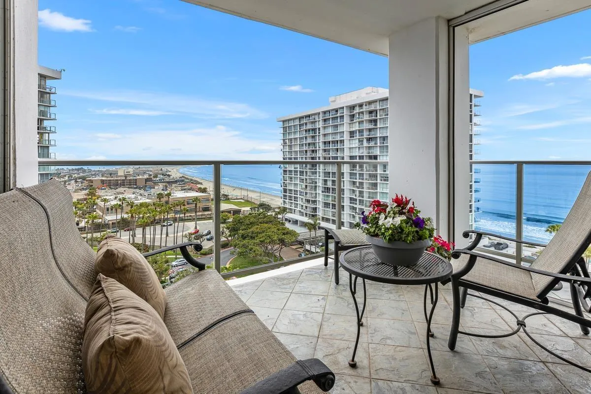 1810 Avenida Del Mundo Unit 908