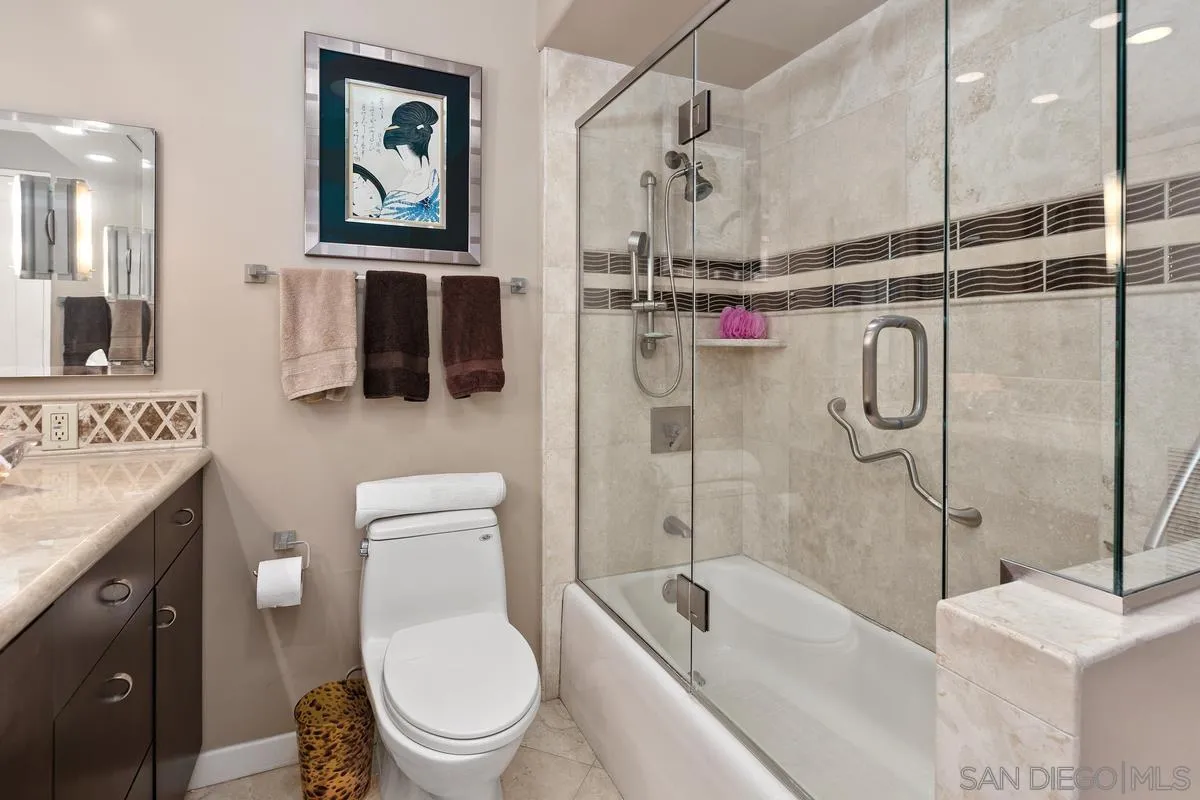 1810 Avenida Del Mundo Unit 908