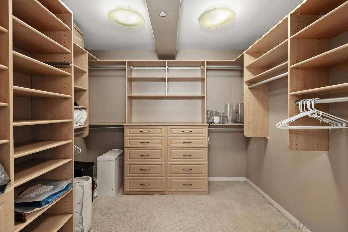 1810 Avenida Del Mundo Unit 908