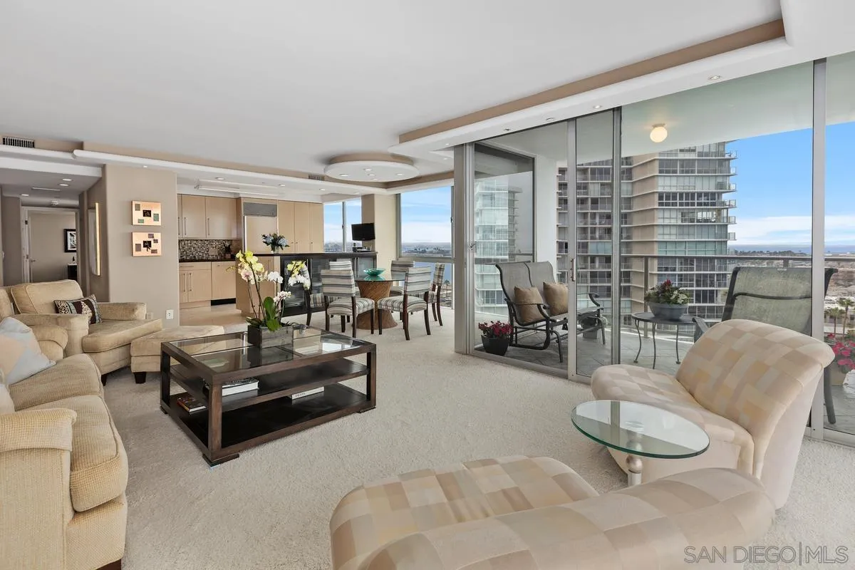 1810 Avenida Del Mundo Unit 908