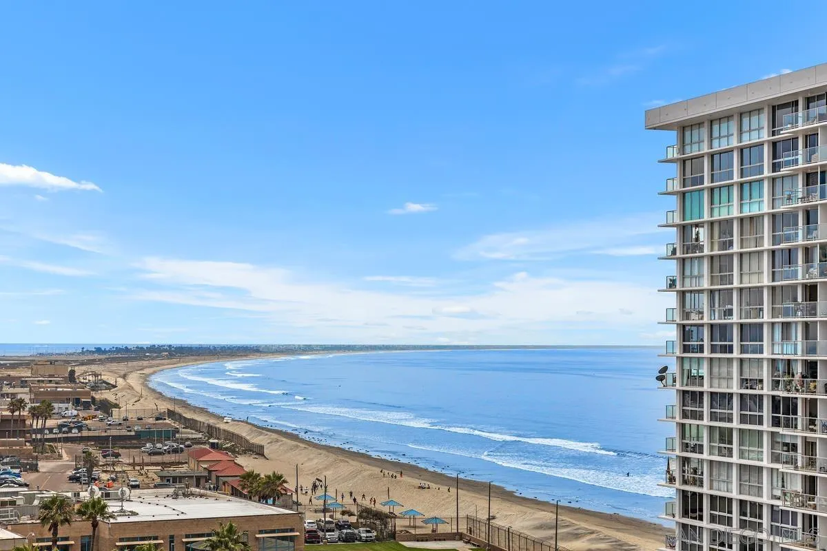 1810 Avenida Del Mundo Unit 908