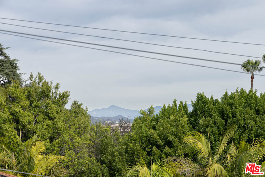 214 N Crescent Dr Unit: 3