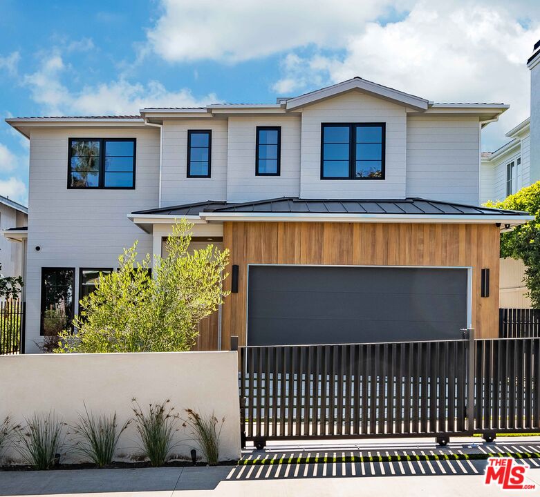 1017 Kagawa St