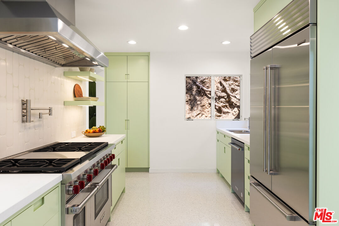 1341 Sierra Alta Way