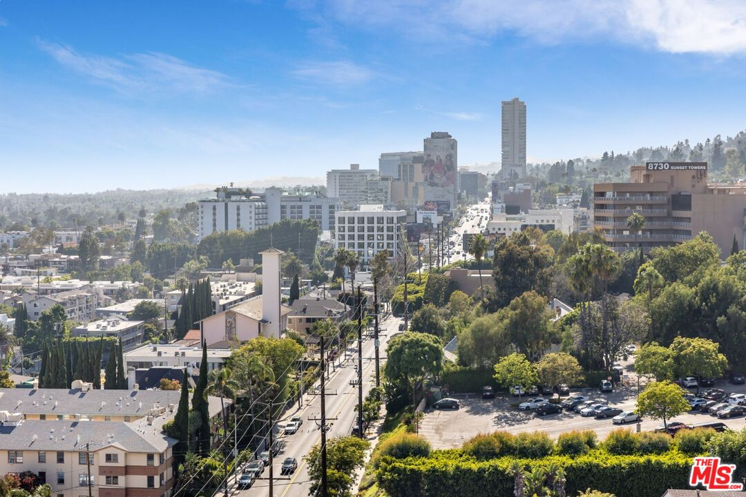 1100 Alta Loma Rd Unit: 706