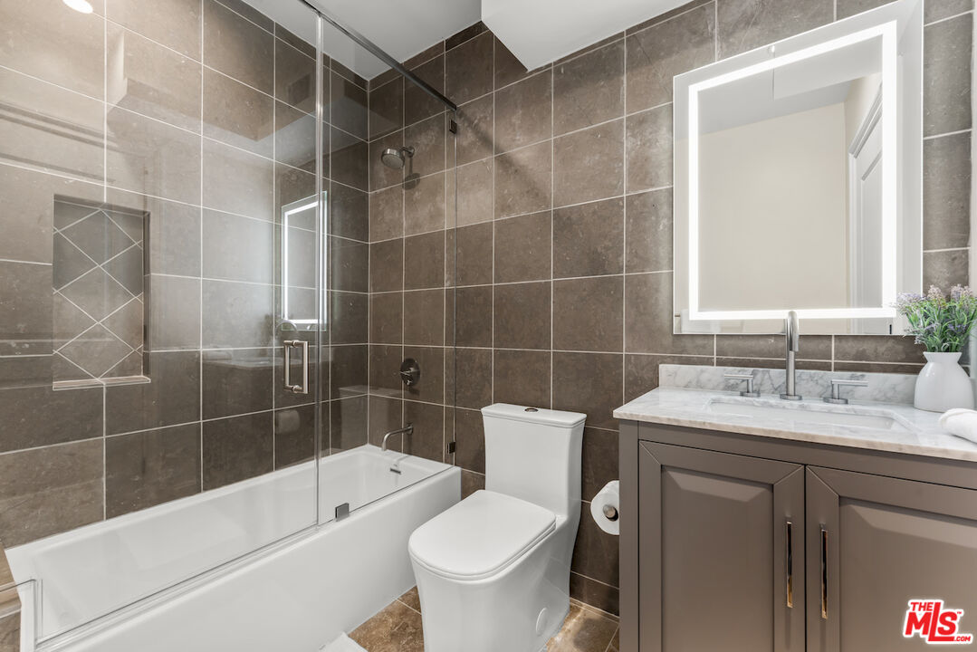 1825 Pandora Ave Unit: 304