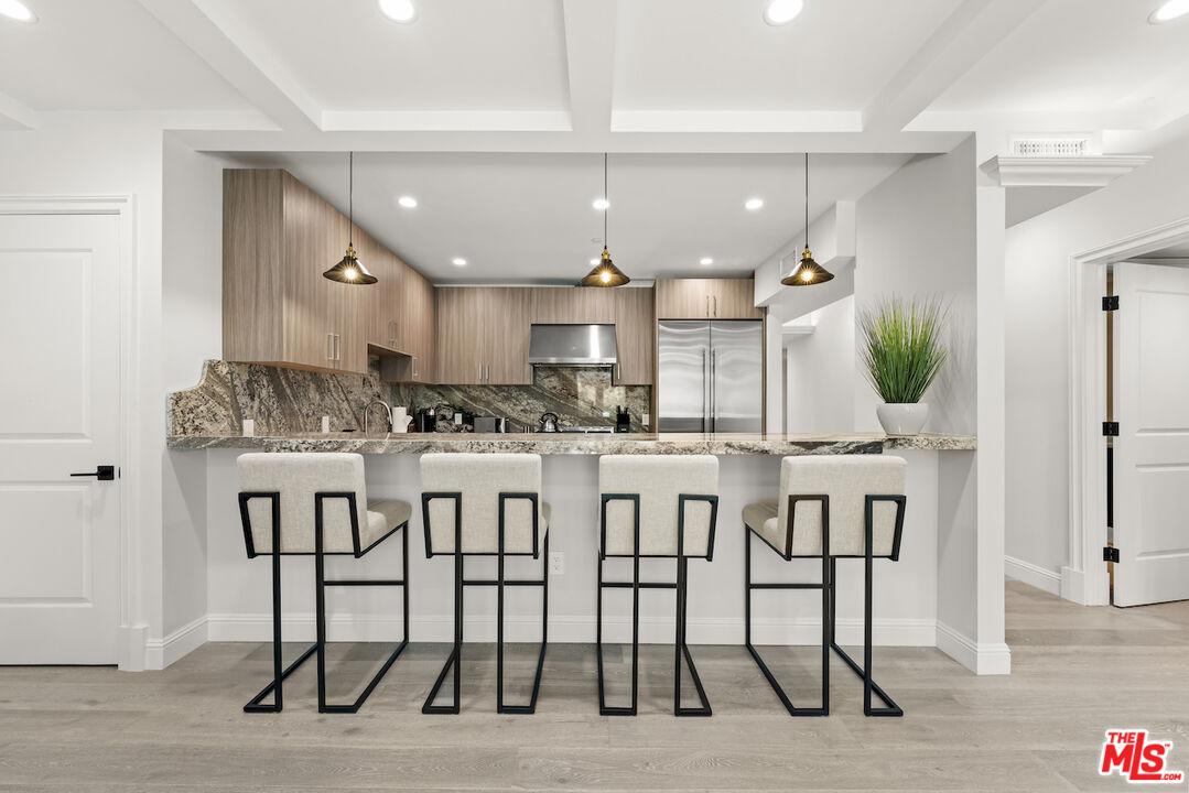 1825 Pandora Ave Unit: 104