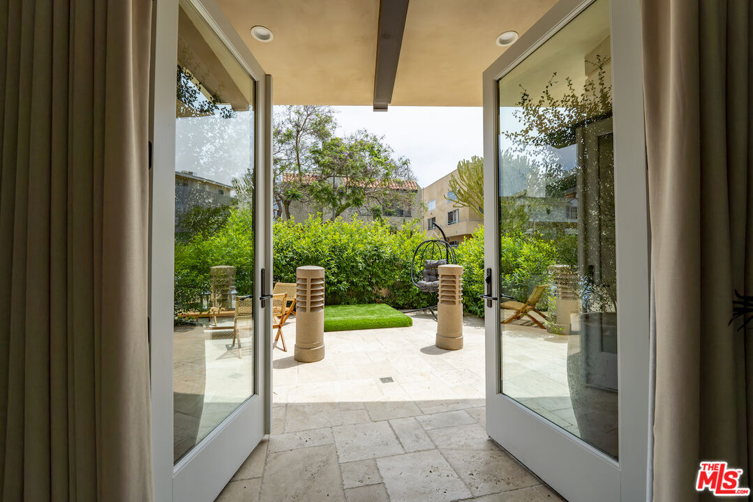 1825 Pandora Ave Unit: 104