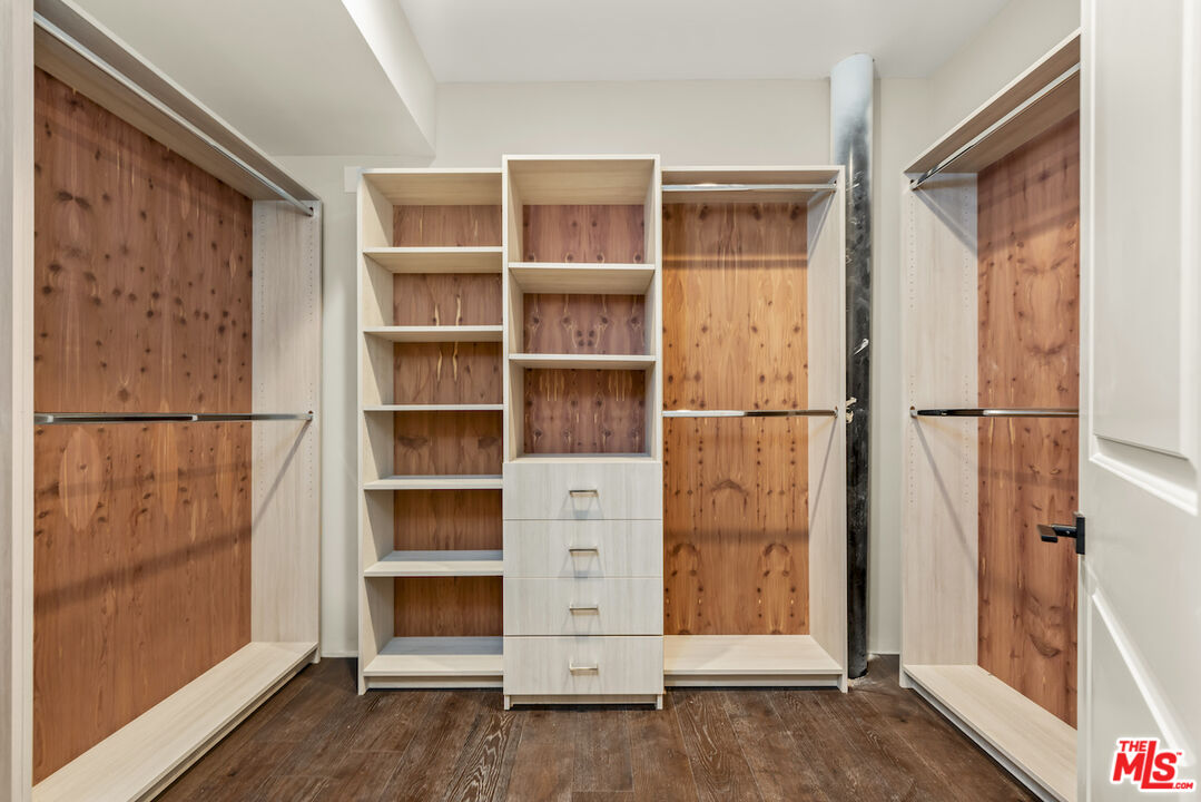 1825 Pandora Ave Unit: 101