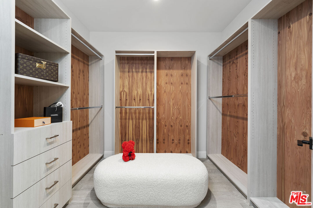 1825 Pandora Ave Unit: 303