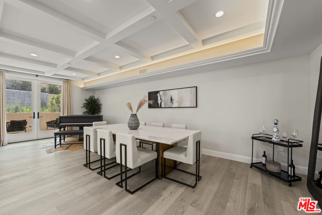 1825 Pandora Ave Unit: 303