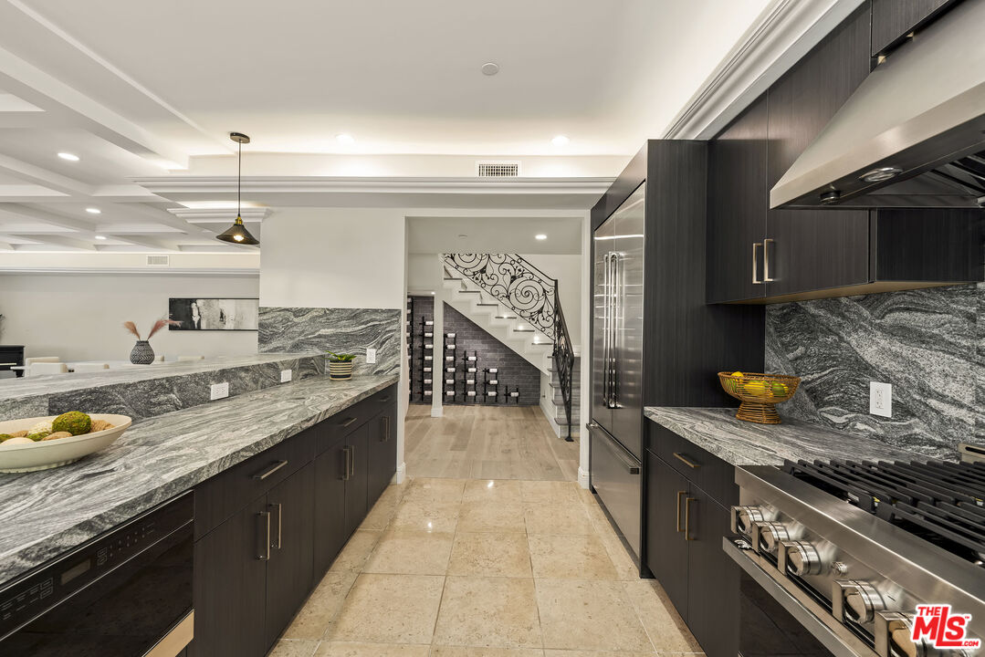 1825 Pandora Ave Unit: 303