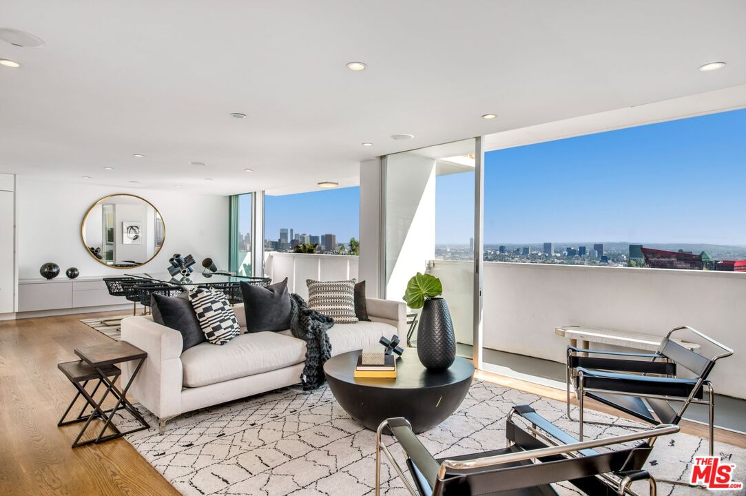 8787 Shoreham Dr Unit: 705/706