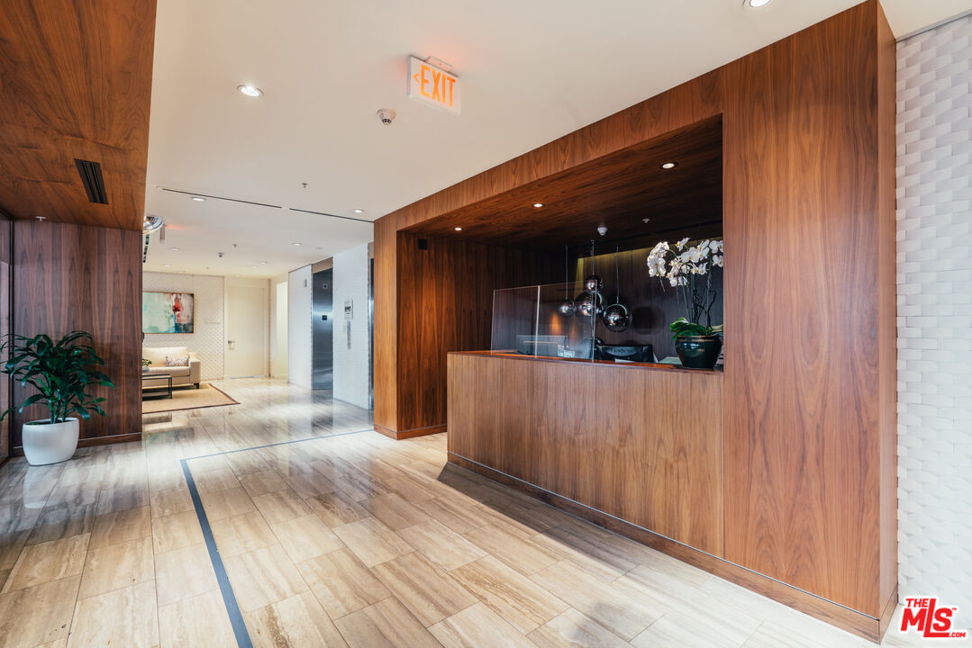 310 Washington Blvd Unit: 703