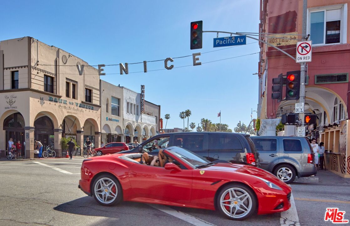 310 Washington Blvd Unit: 703