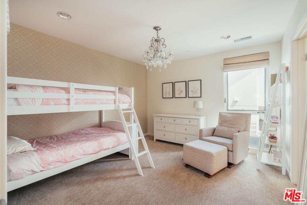 310 Washington Blvd Unit: 703