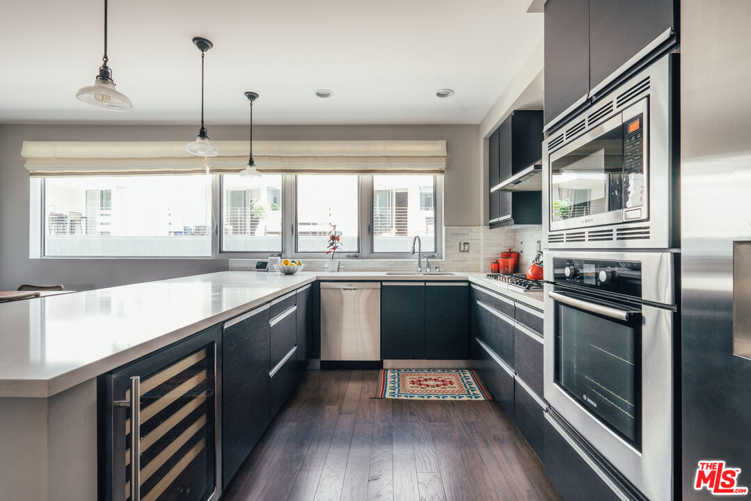 310 Washington Blvd Unit: 703