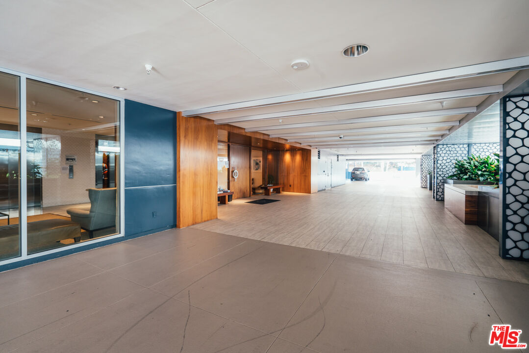 310 Washington Blvd Unit: 703