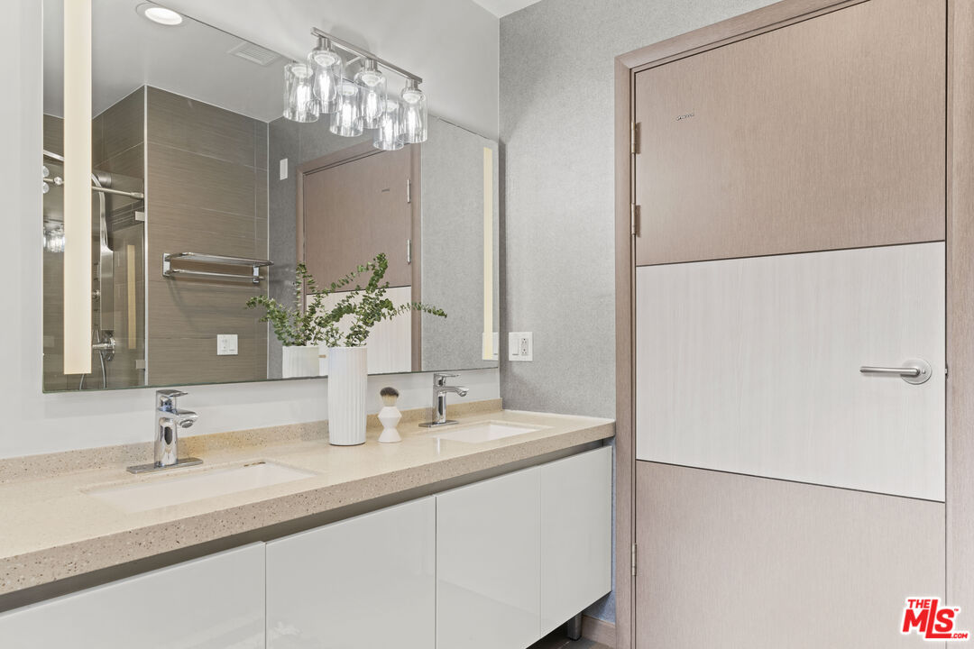 903 S New Hampshire Ave Unit: 504