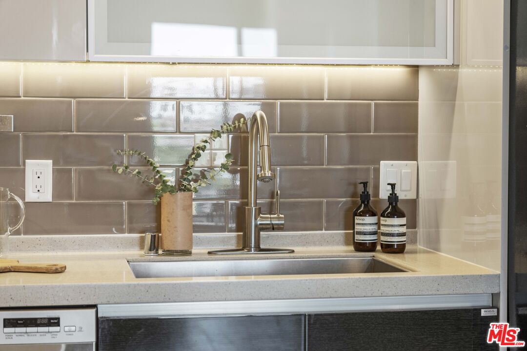 903 S New Hampshire Ave Unit: 504