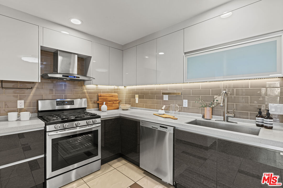 903 S New Hampshire Ave Unit: 504