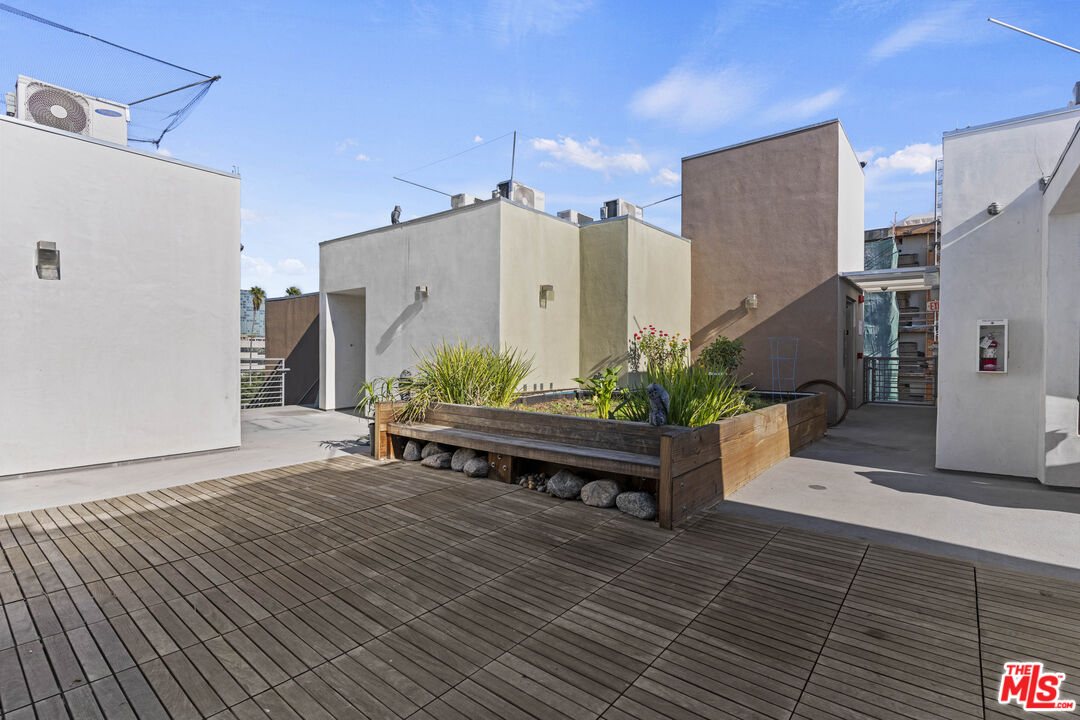 903 S New Hampshire Ave Unit: 504