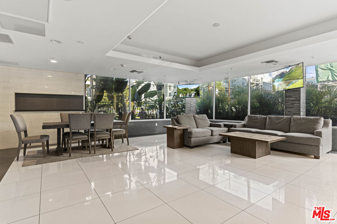 903 S New Hampshire Ave Unit: 504