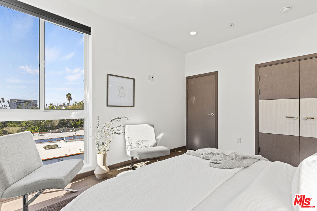 903 S New Hampshire Ave Unit: 504