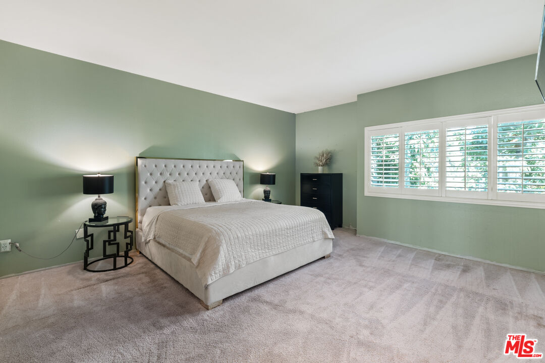 15245 La Maida St Unit: 303