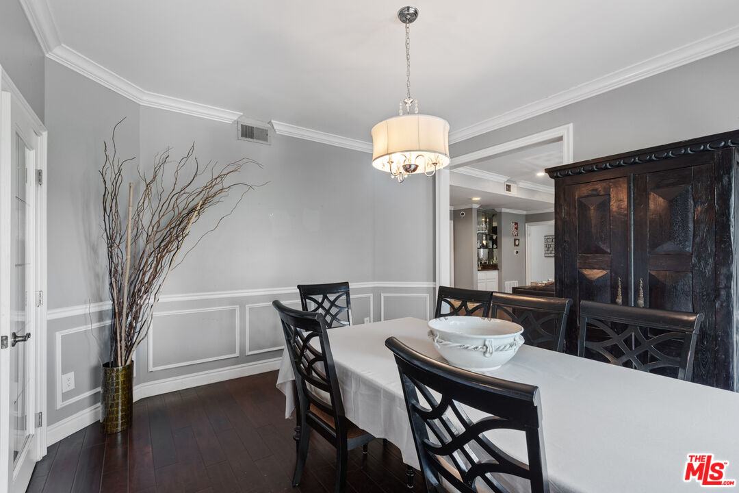 15245 La Maida St Unit: 303