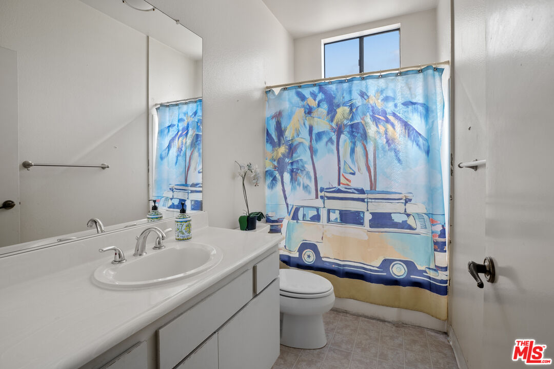 15245 La Maida St Unit: 303