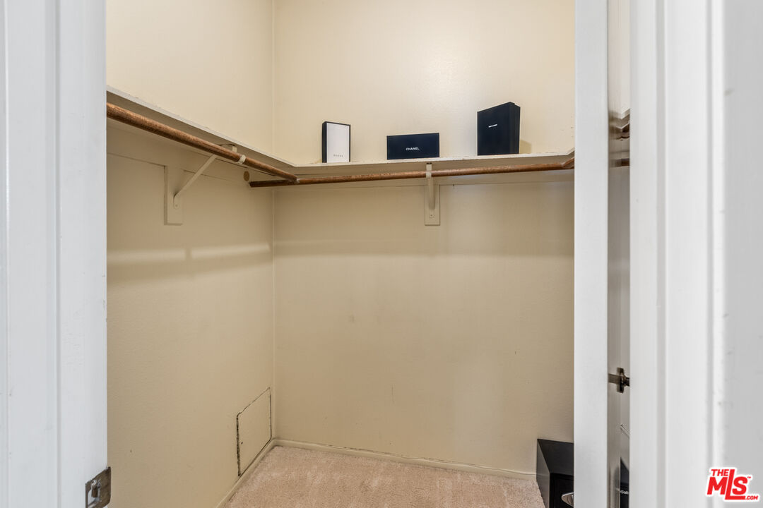 15245 La Maida St Unit: 303