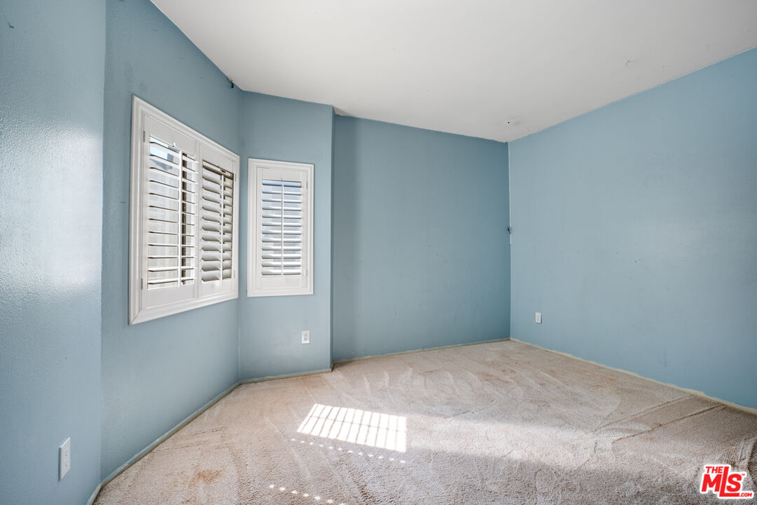 15245 La Maida St Unit: 303