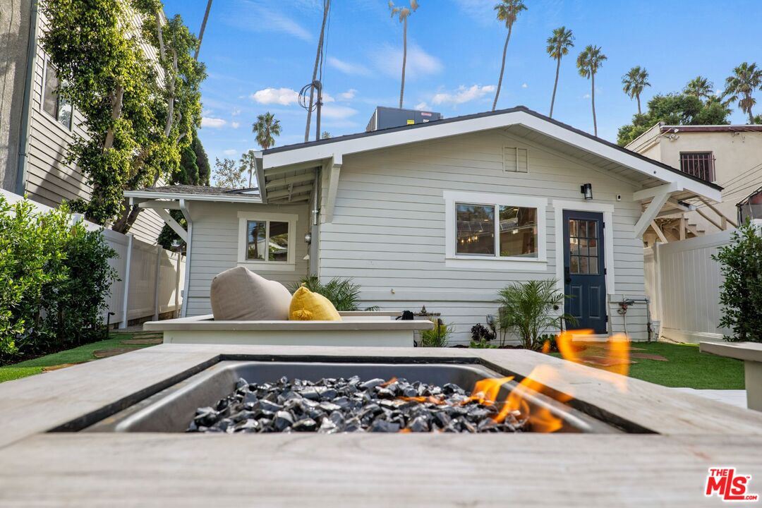 2616 Abbot Kinney Blvd